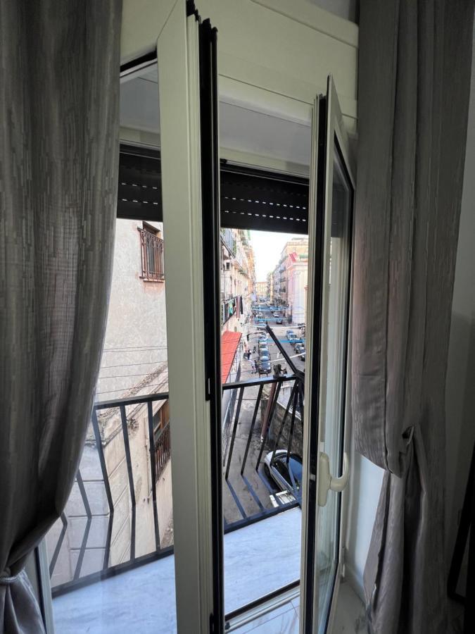Appartement La Casa Di Ale 69 à Naples Extérieur photo
